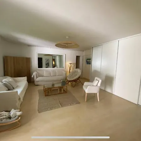Villa La Rochelle Λα Ροσέλ