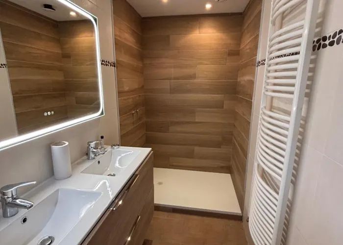 Villa La Rochelle Villa *